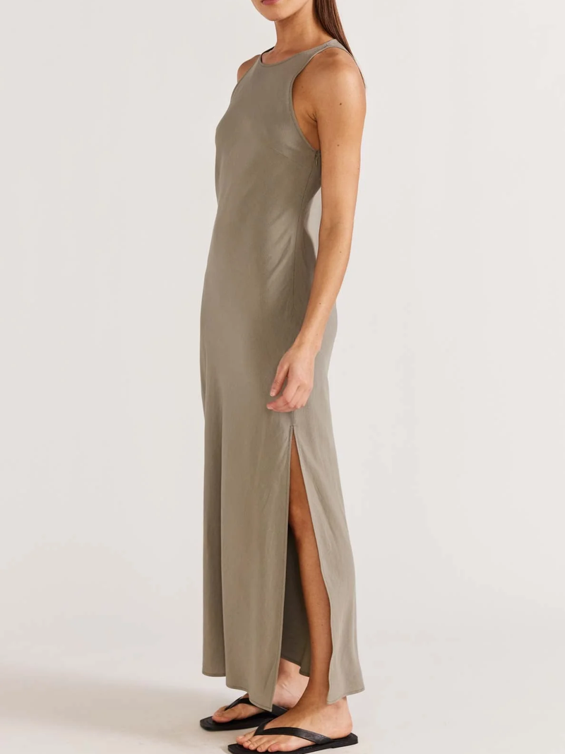 Staple the Label - Olina Midi Dress